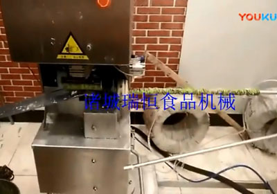 气动(dong)定量灌装(zhuang)打卡客户现场视频