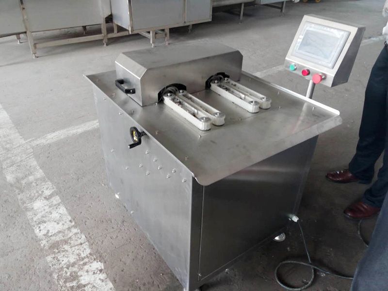 全自动双路香(xiang)肠(chang)扎(zha)线机(ji)